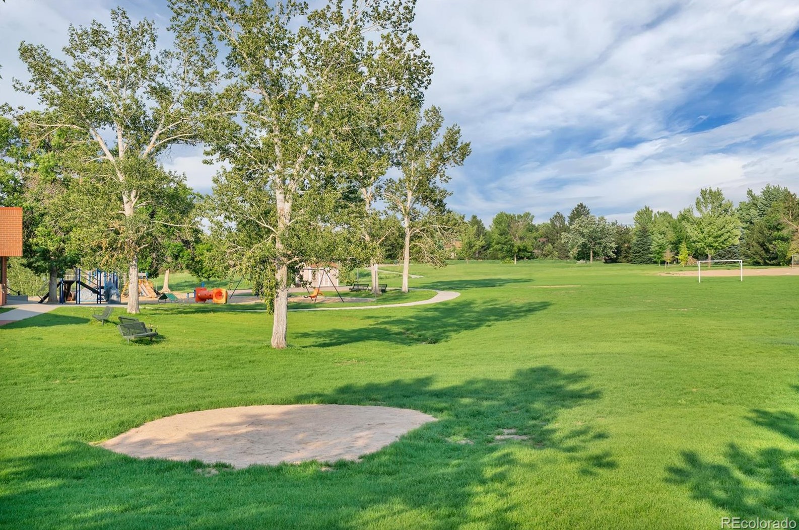 7896 Dover St, Littleton CO 80123-3311 exterior