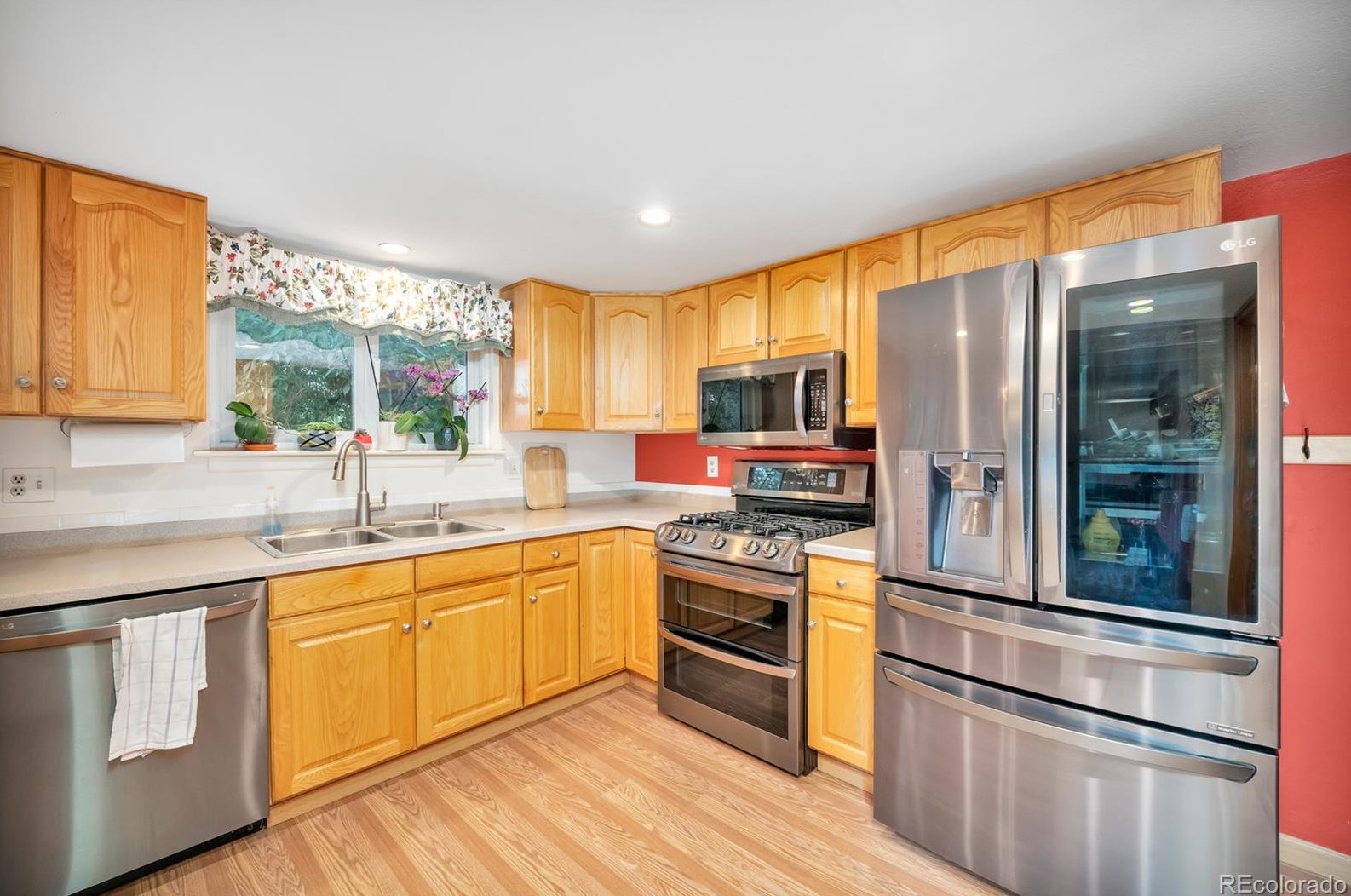 7896 Dover St, Littleton CO 80123-3311 exterior