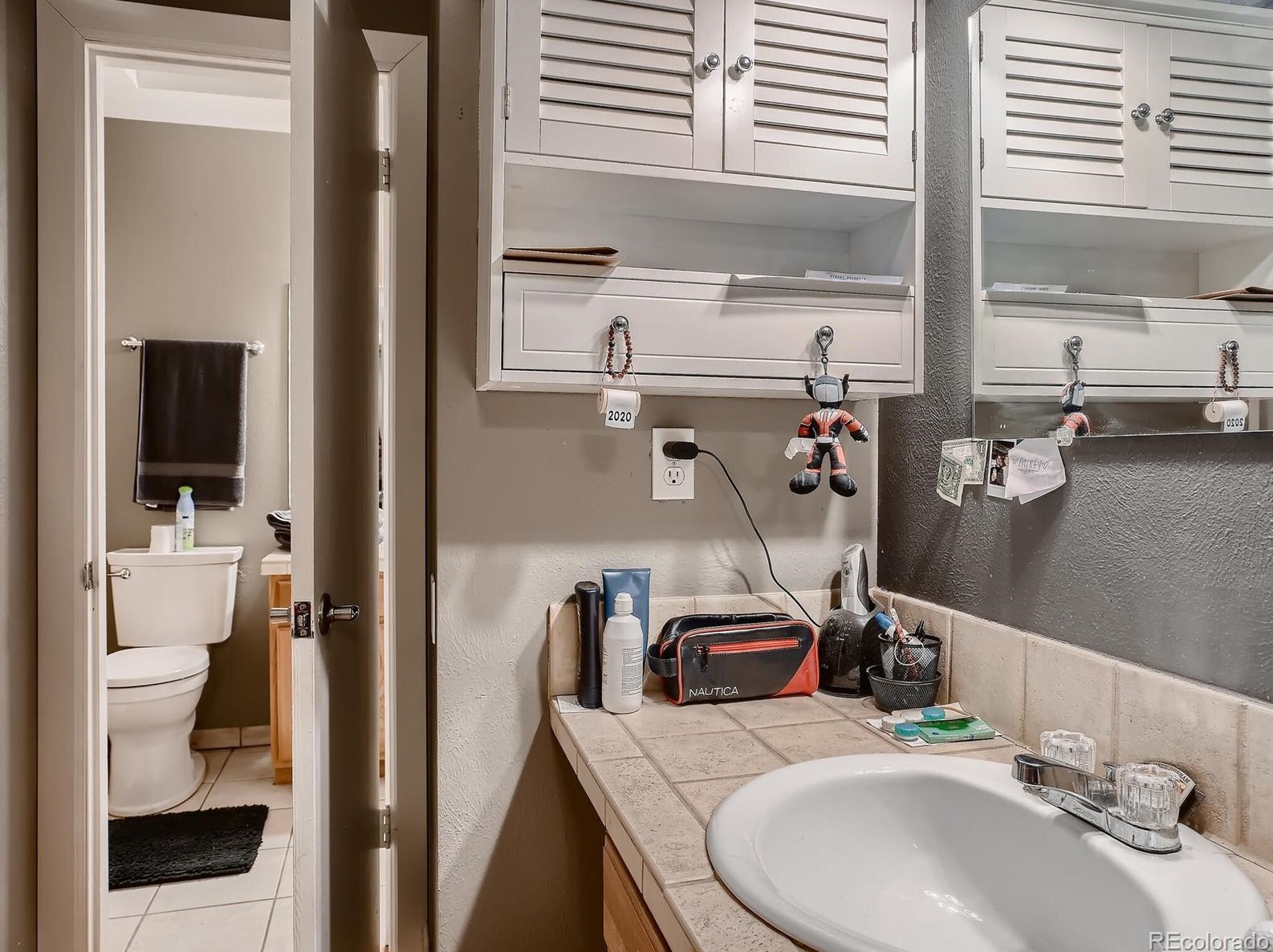 628 Naples Way, Aurora CO 80011-4550 exterior