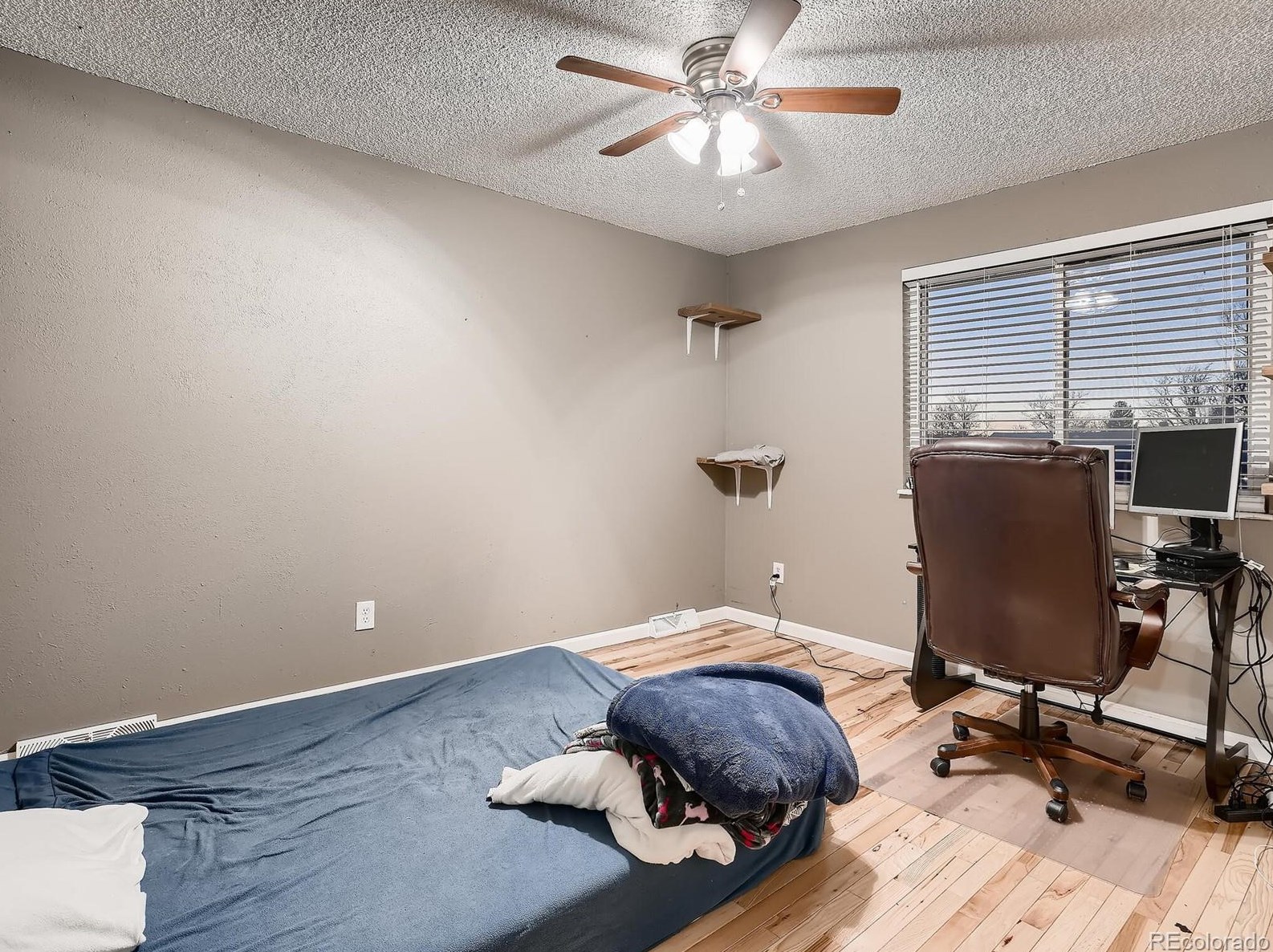 628 Naples Way, Aurora CO 80011-4550 exterior