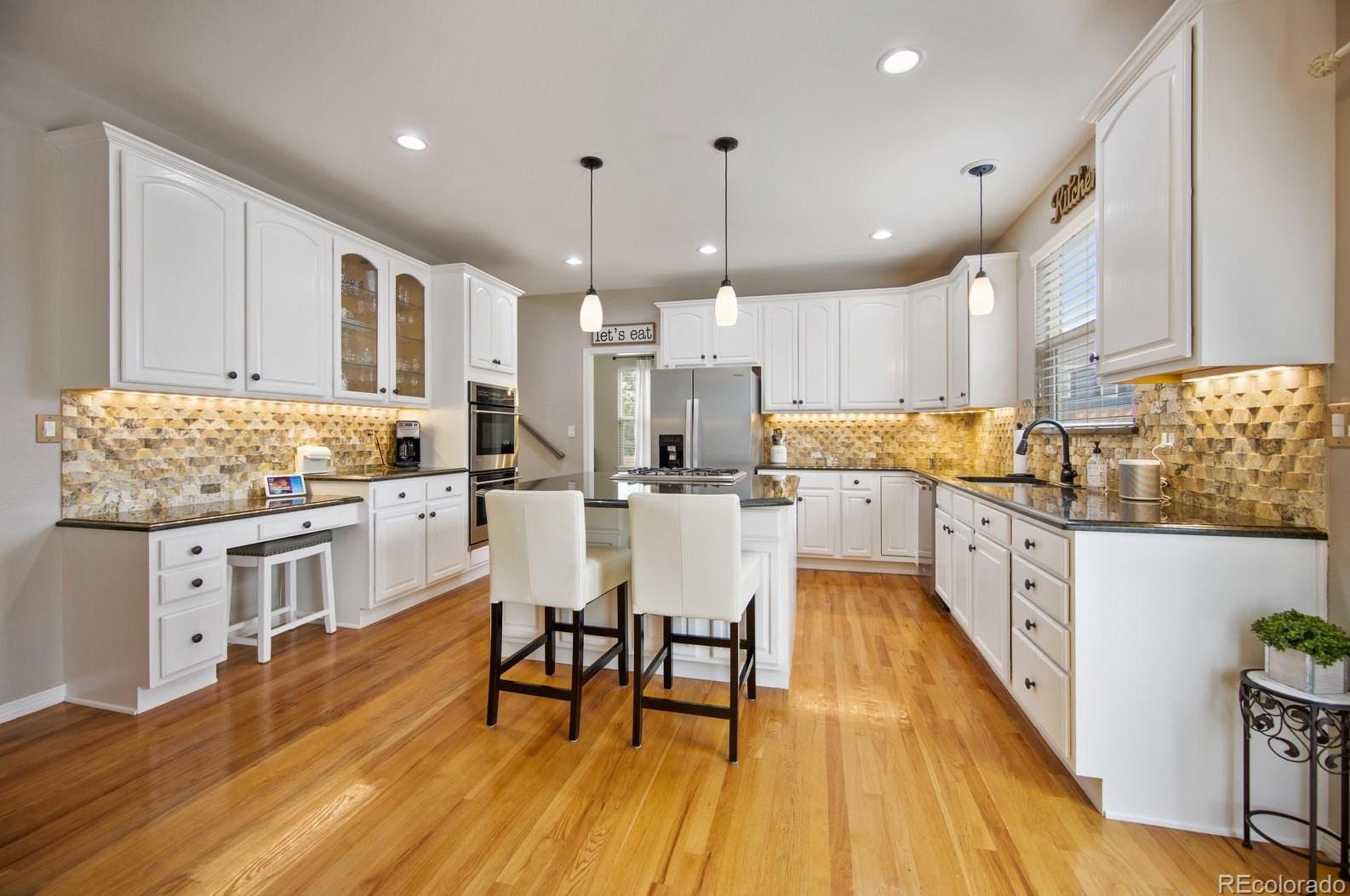 2383 Indian Paintbrush Cir, Littleton CO  80129-5785 exterior