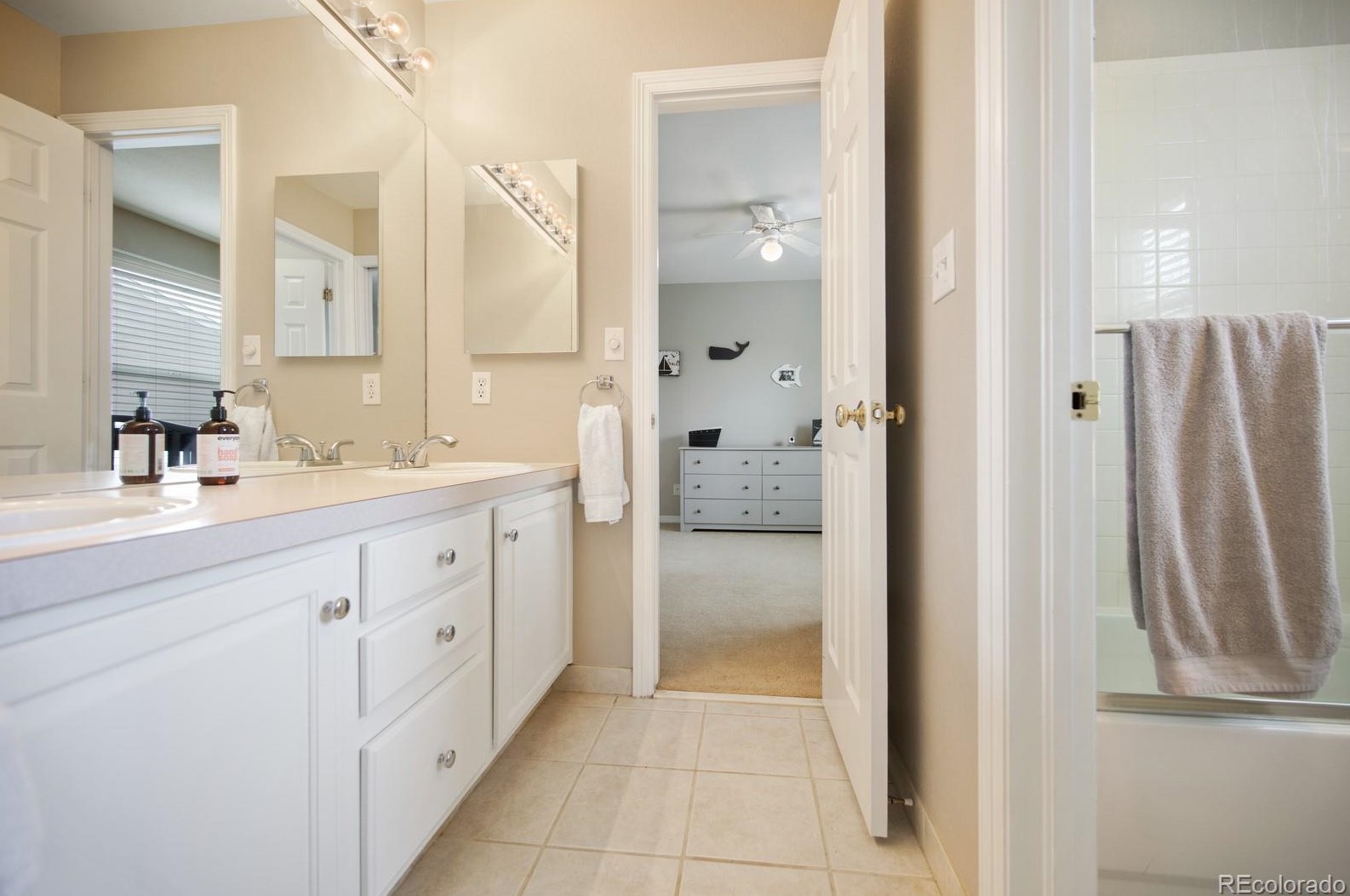 2383 Indian Paintbrush Cir, Littleton CO  80129-5785 exterior