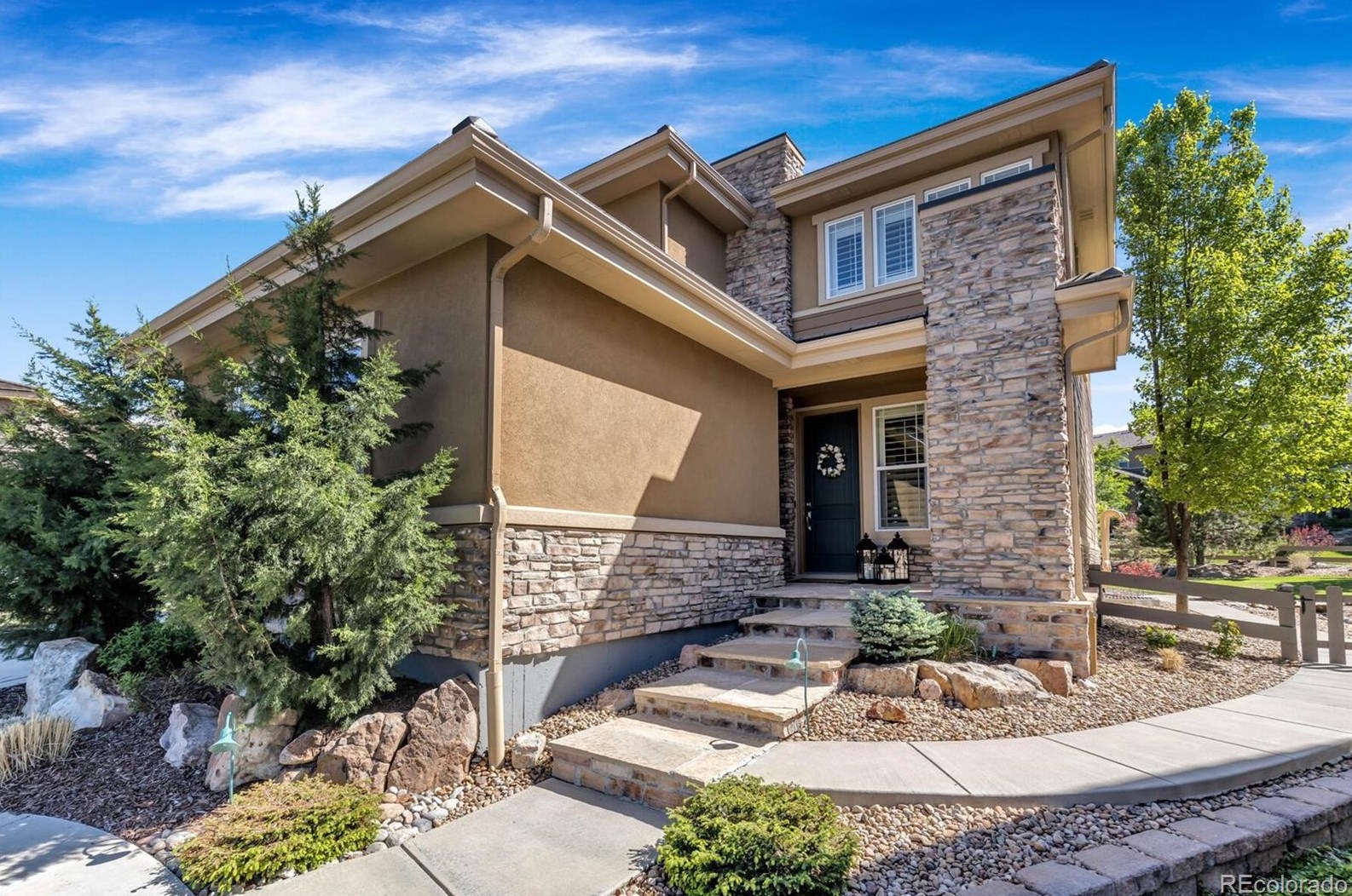 10611 Autumnsong Ct, Littleton, CO 80126-8619