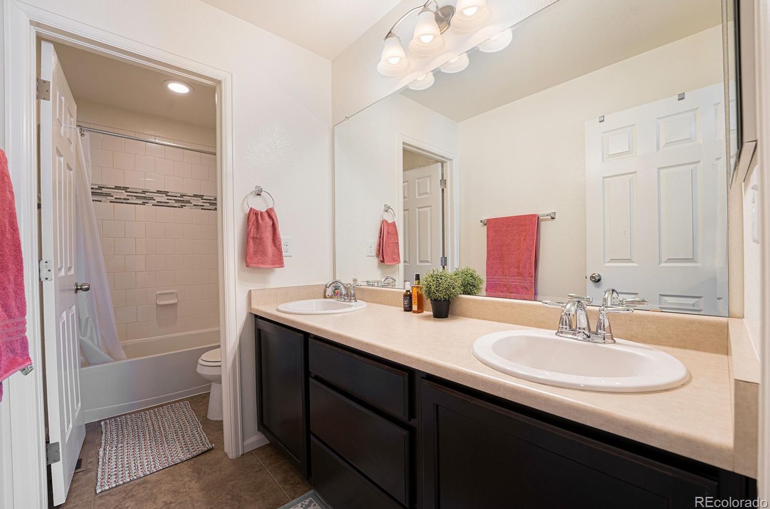 16556 94th Dr, Arvada CO  80001 exterior