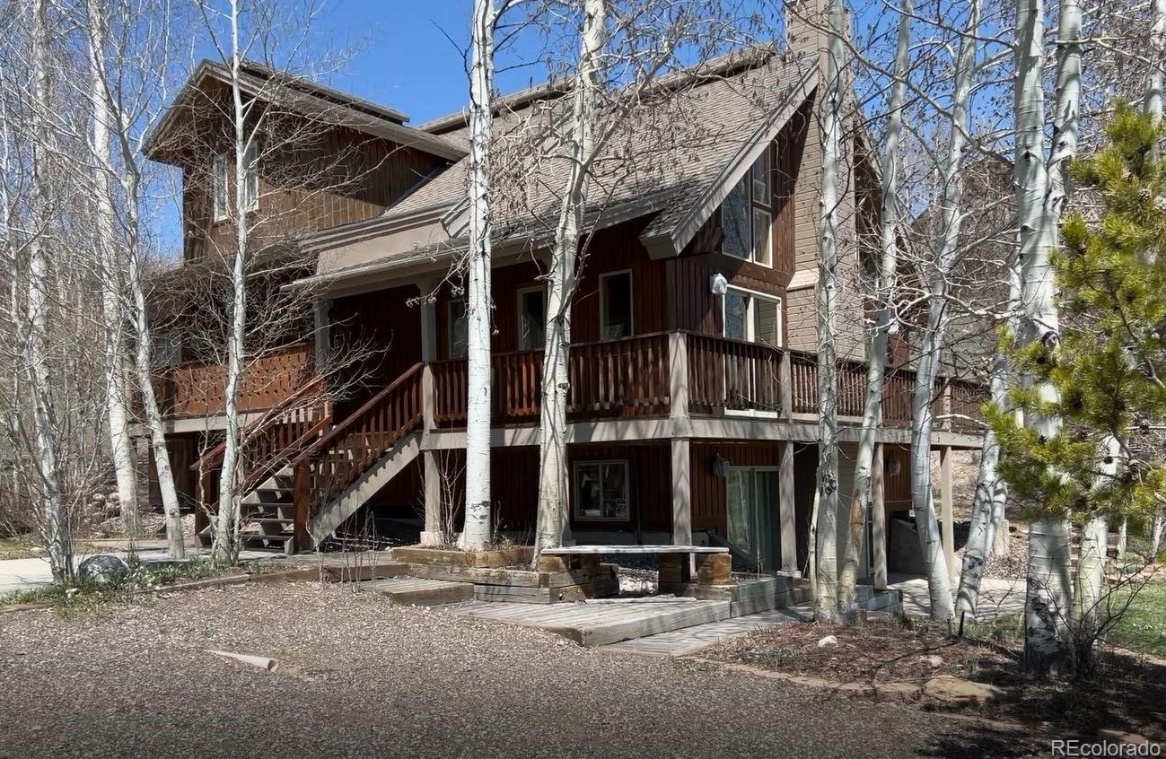 30940 Hummingbird Ln, Steamboat Springs, CO 80487-9313