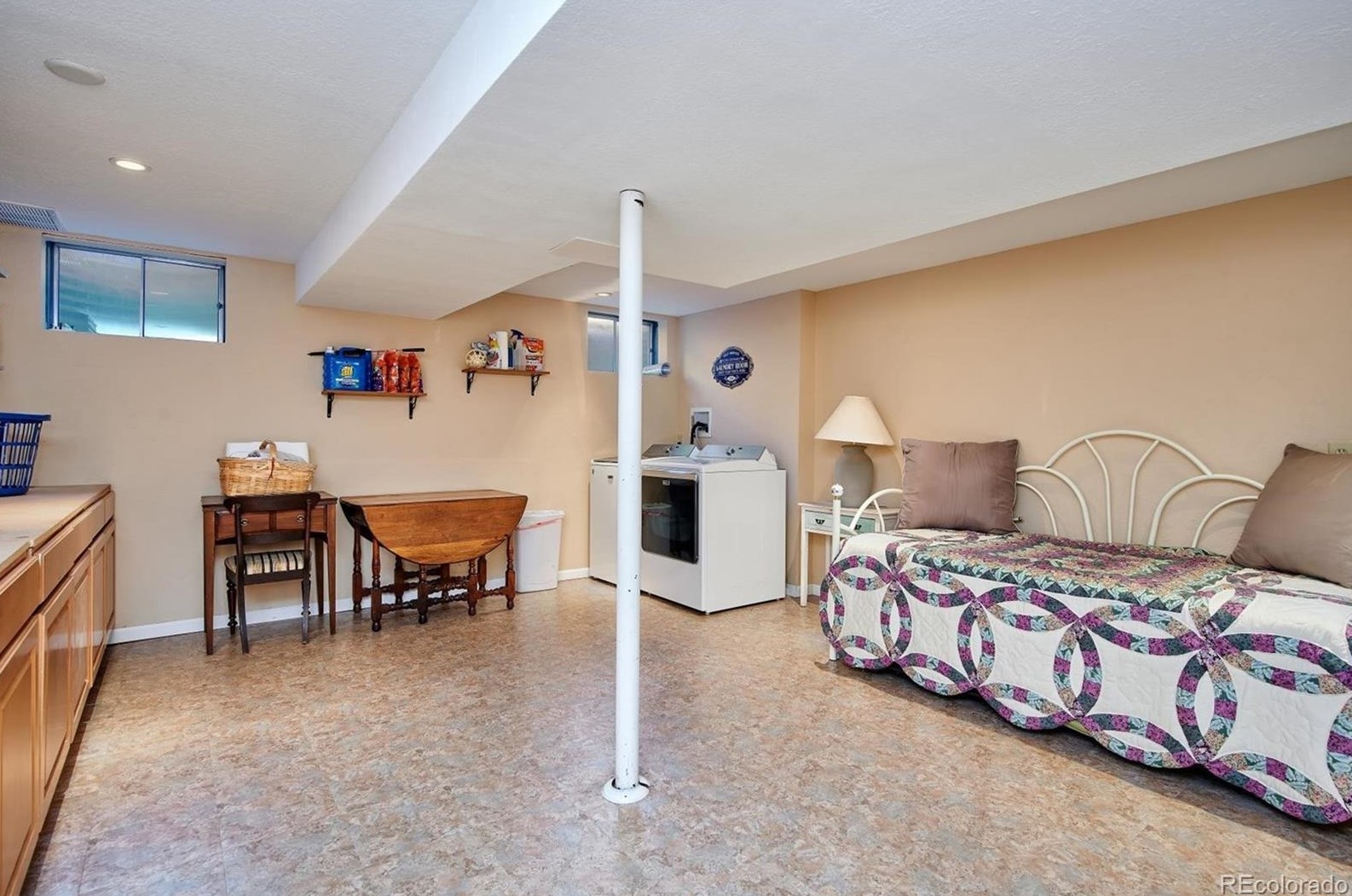 8032 Fld Ct, Arvada CO  80005-1560 exterior