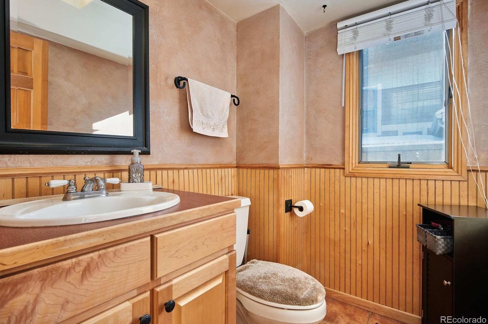8032 Fld Ct, Arvada CO  80005-1560 exterior