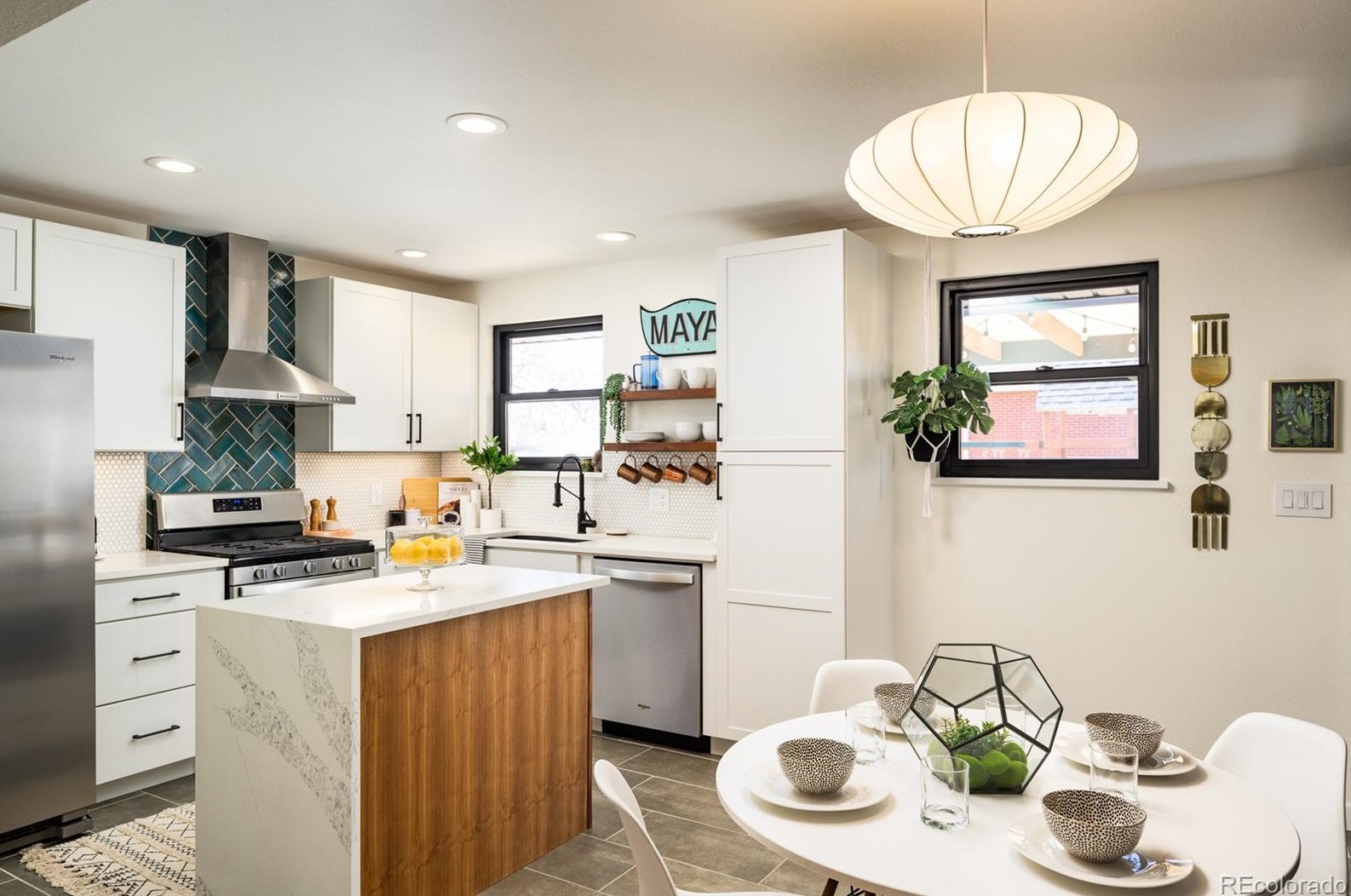 6572 Benton Cir, Arvada CO  80003-4734 exterior