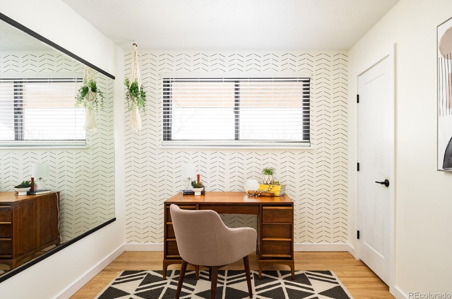 6572 Benton Cir, Arvada CO  80003-4734 exterior