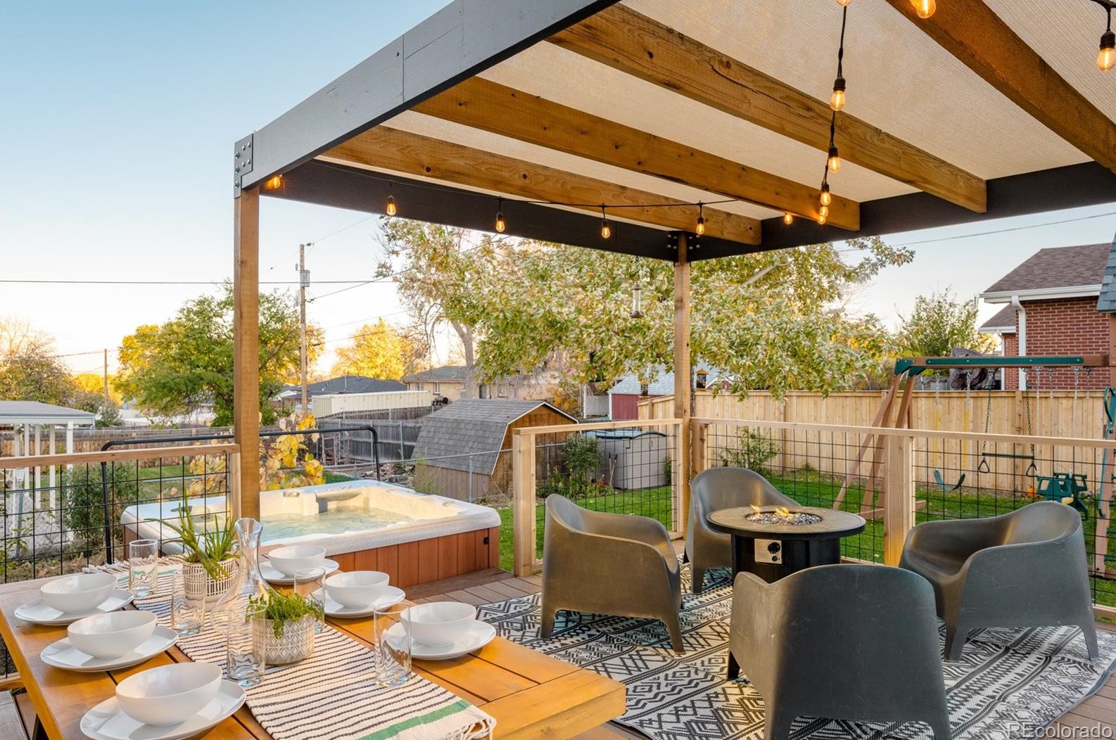 6572 Benton Cir, Arvada CO  80003-4734 exterior