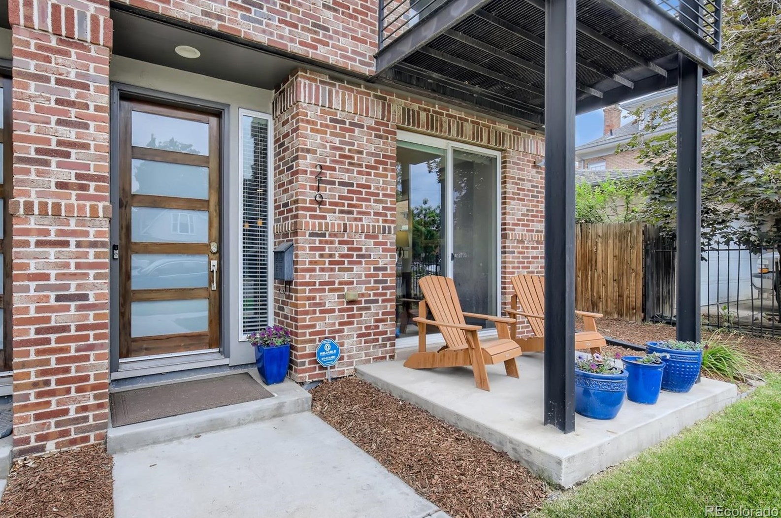 219 S Logan St, Denver, CO 80209