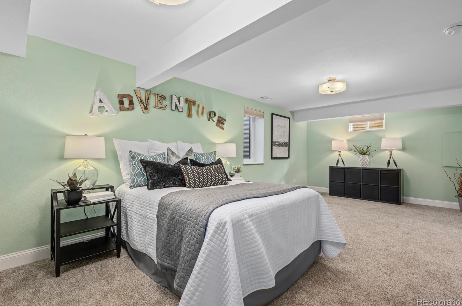 7391 Wellington St, Littleton CO 80122-3141 exterior