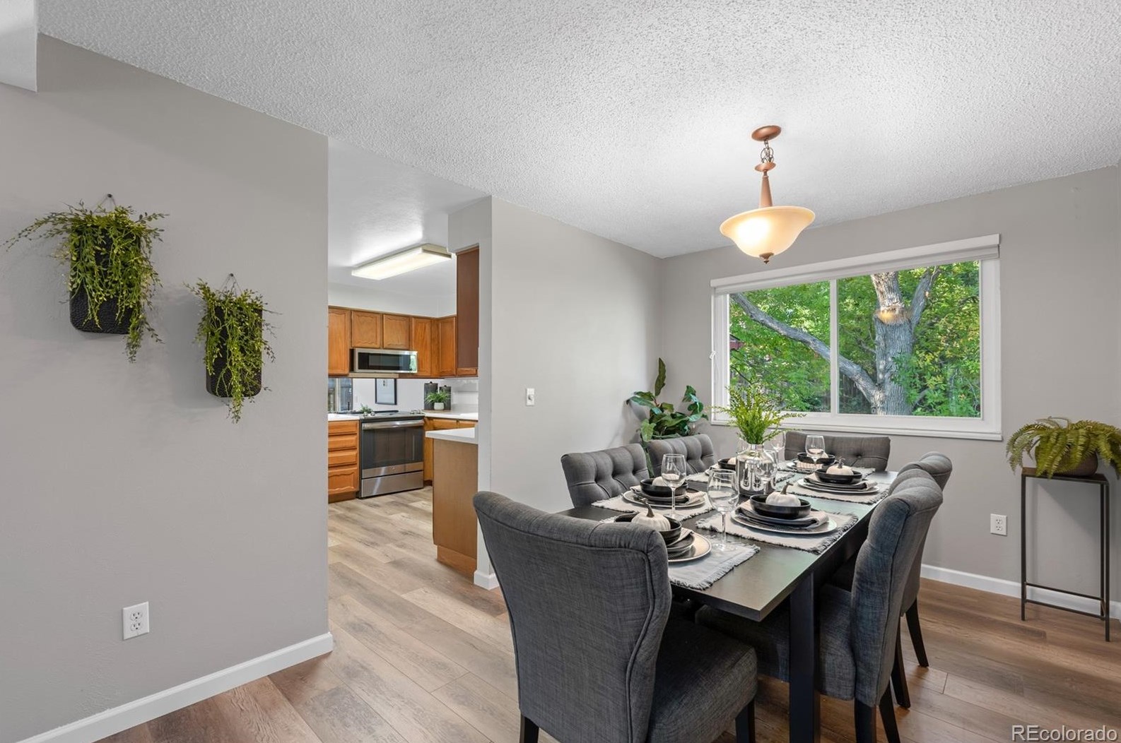 7391 Wellington St, Littleton CO 80122-3141 exterior