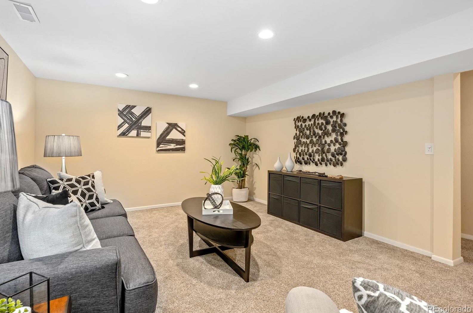 7391 Wellington St, Littleton CO 80122-3141 exterior