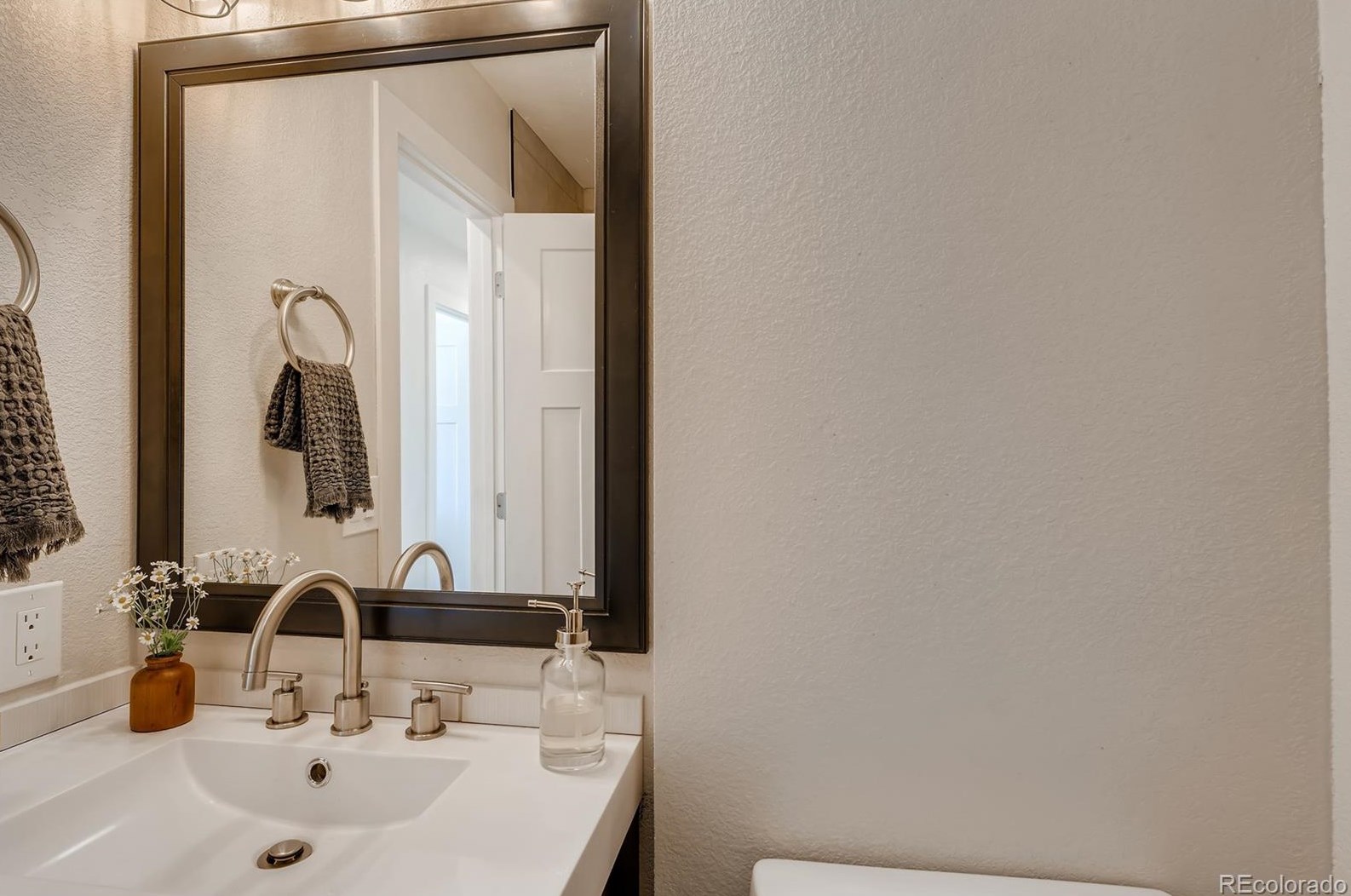 3530 Orchard Rd, Littleton CO 80121-2656 exterior