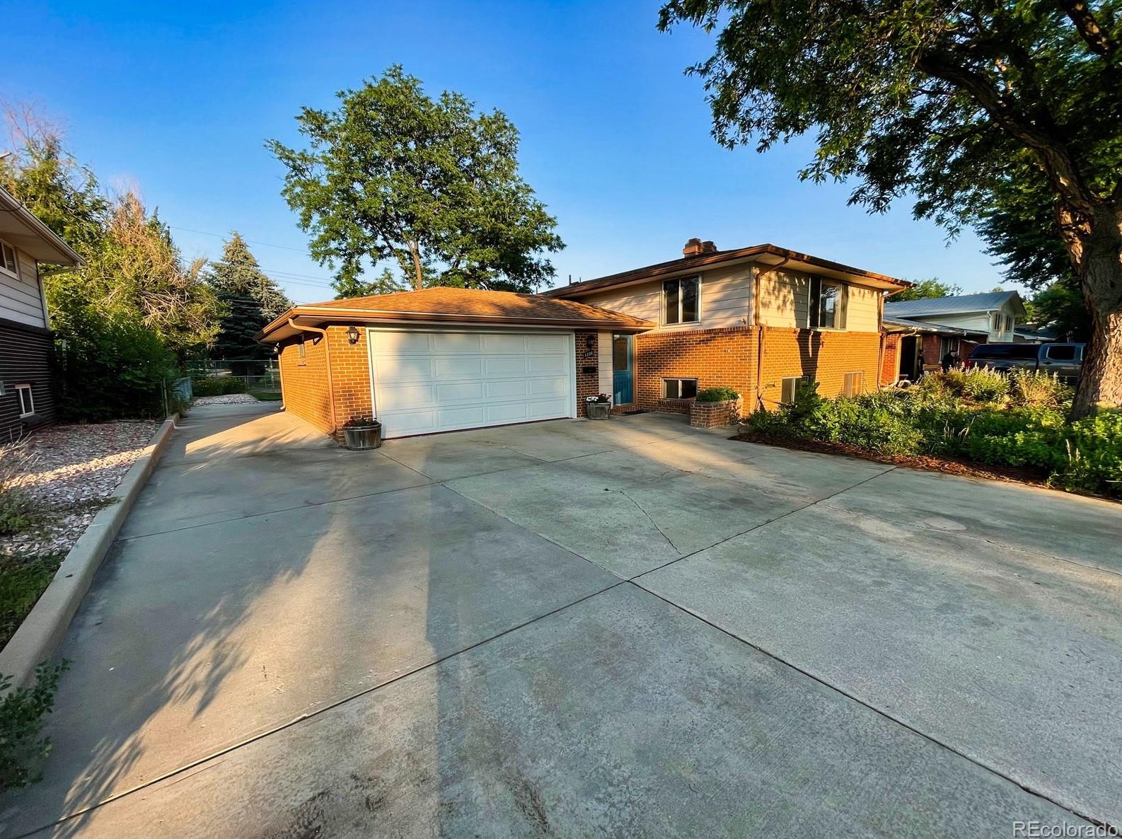 1206 Bross St, Longmont, CO 80501-3810