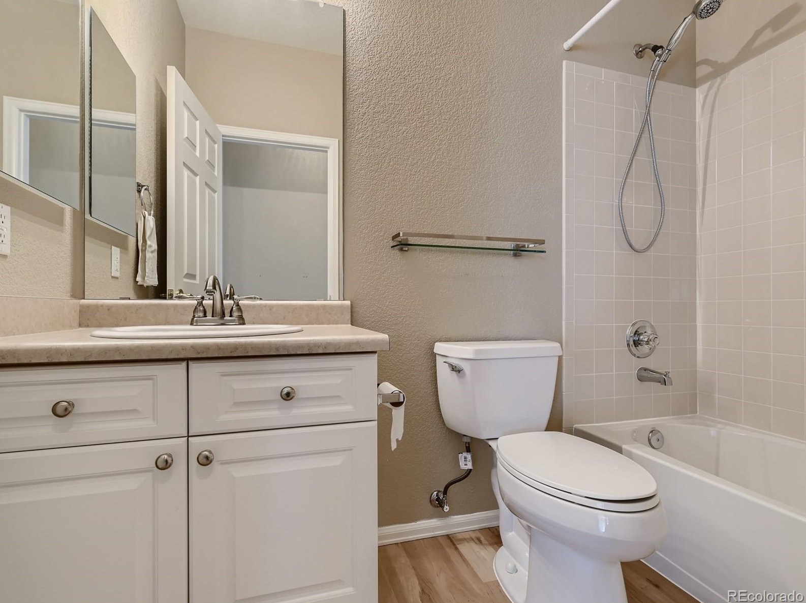 23400 Moraine Pl, Aurora CO  80016-7038 exterior