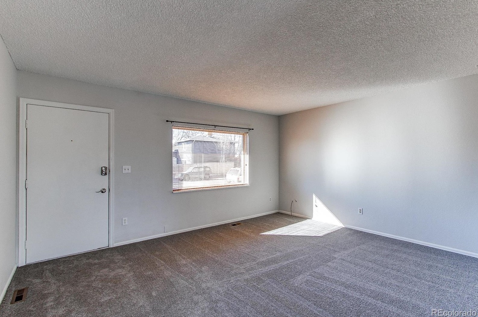 9543 Tufts Ave, Littleton CO  80123-1038 exterior