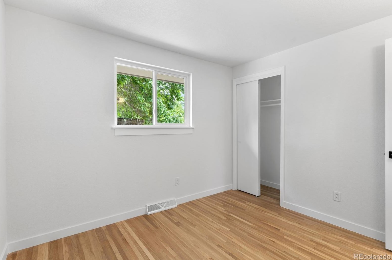 9055 Brk Dr, Arvada CO  80004-5319 exterior