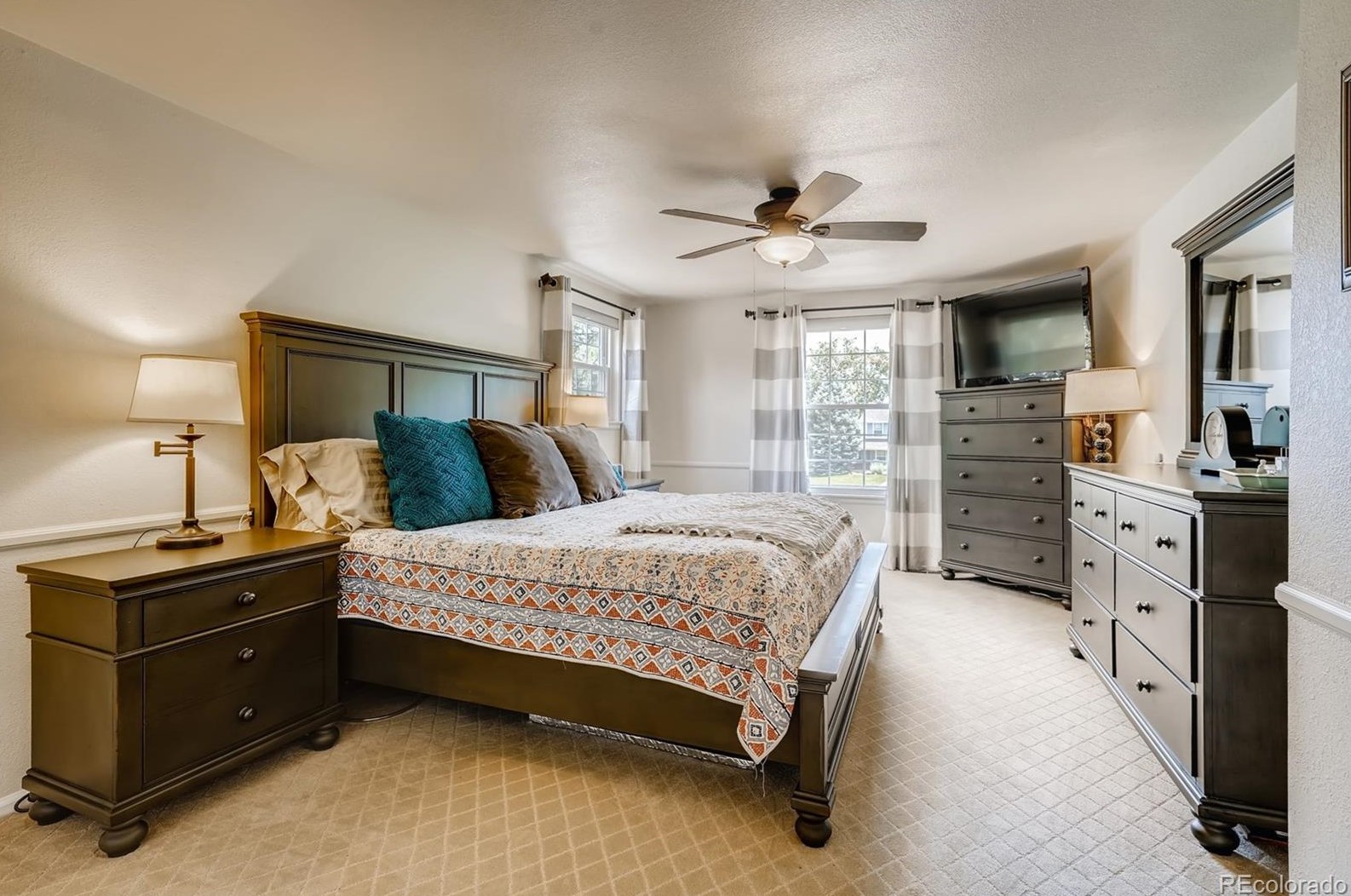 8585 Prentice Ave, Littleton CO 80120-1454 exterior