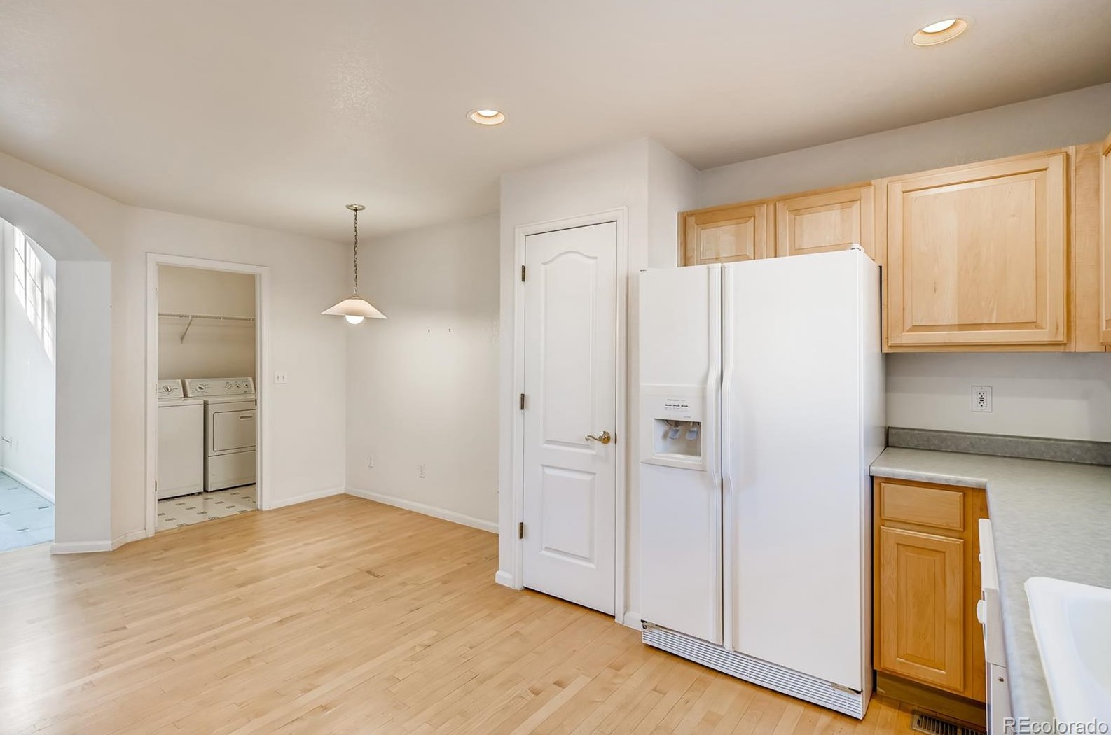 4226 Hinsdale Cir, Littleton CO 80122-2280 exterior