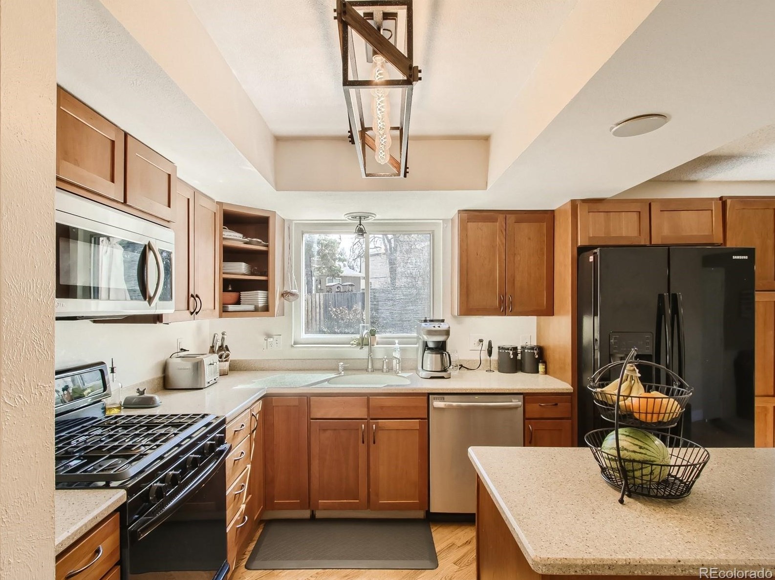 10154 Powers Ave, Littleton CO  80127-1841 exterior