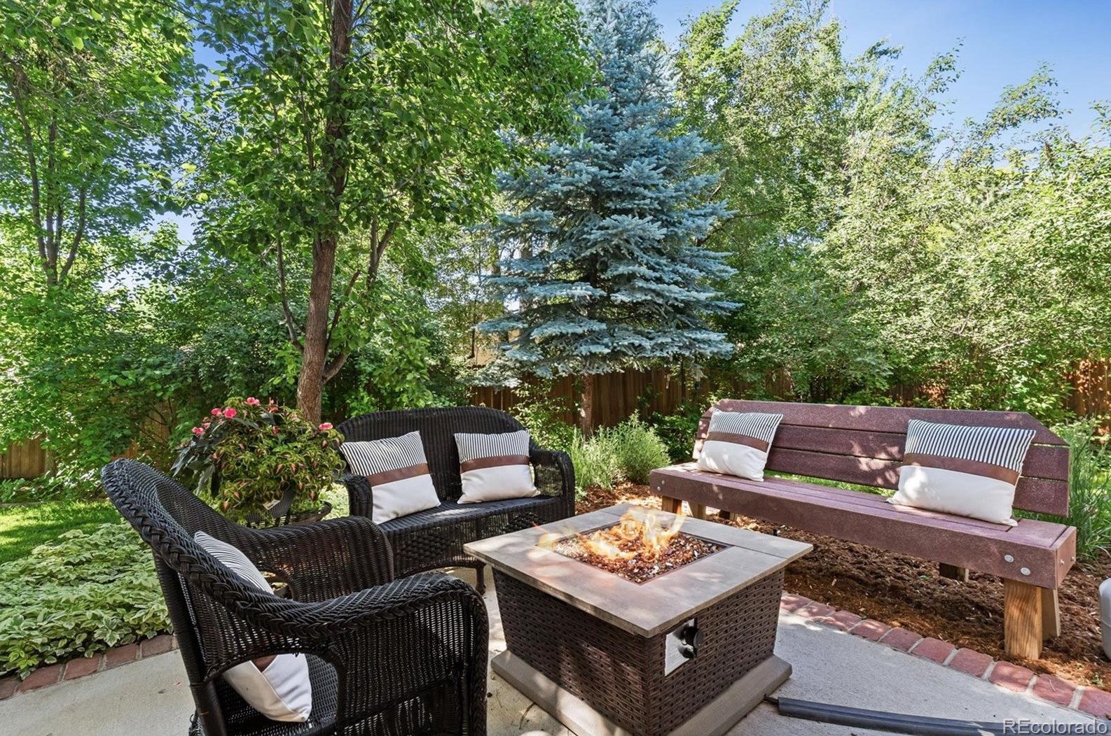 5984 Eudora Ct, Littleton CO 80122-2434 exterior