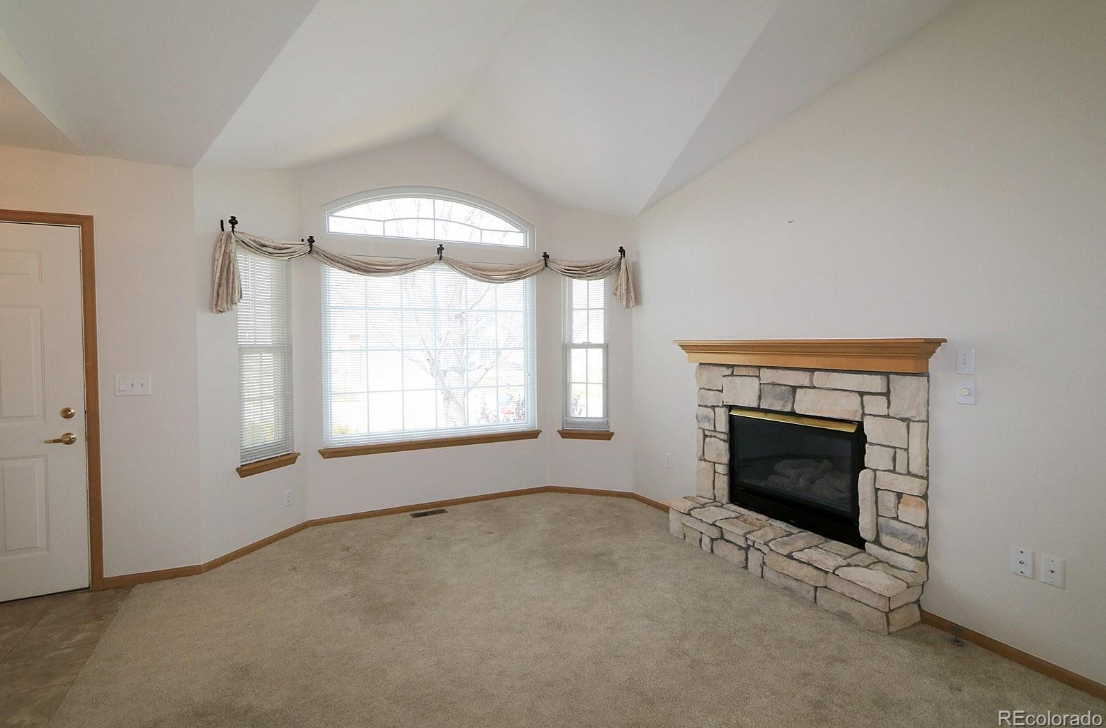 9714 Euclid Dr, Littleton, CO 80123-3192