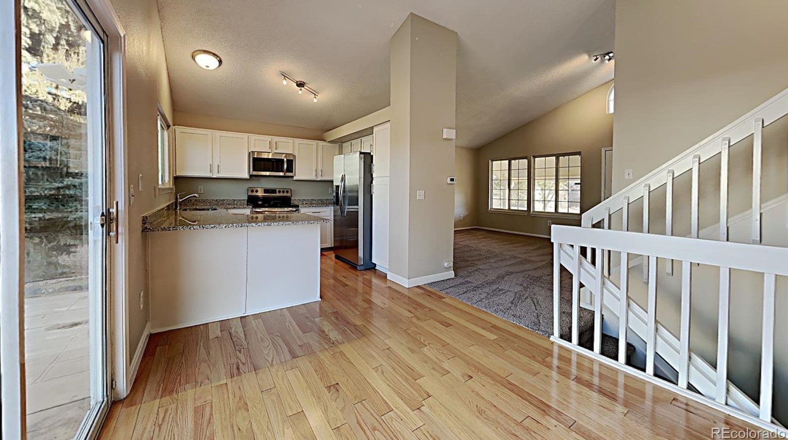 841 Thames St, Littleton, CO 80126-3038