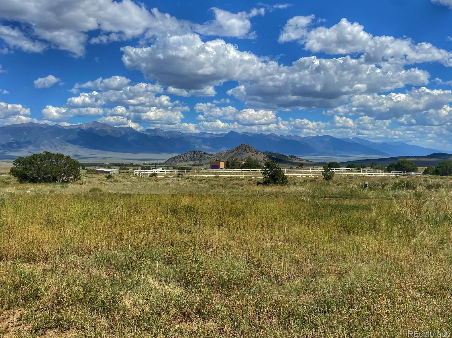 53997 County Road Ll56, Villa Grove CO  81155-9707 exterior