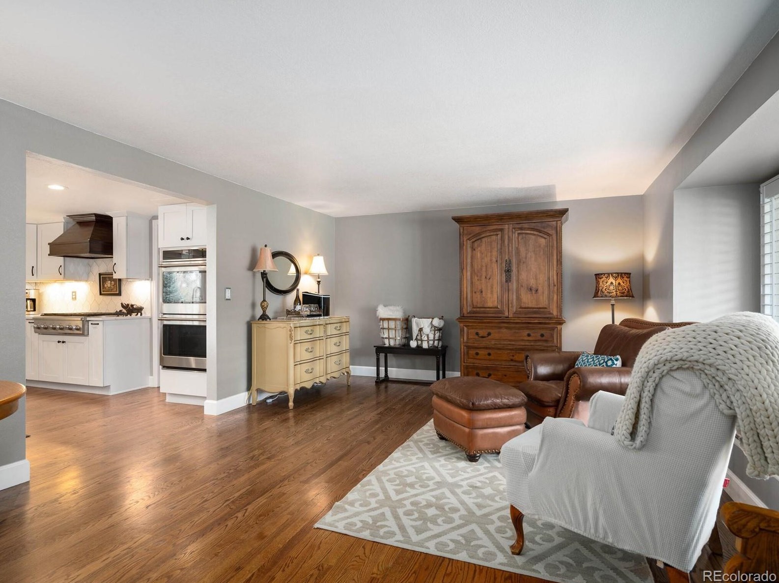 6313 S Monaco Ct, Englewood, CO 80111