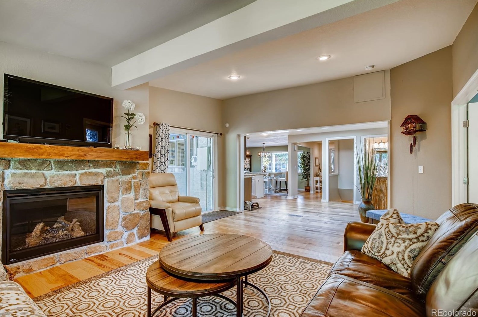 6249 Marion Way, Littleton CO 80121-2619 exterior