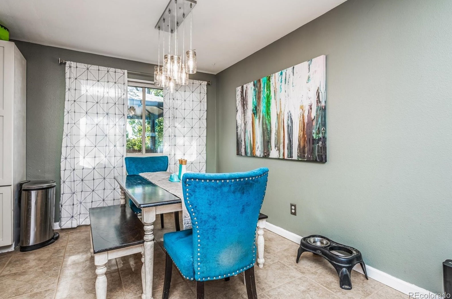 7064 Hinsdale Dr, Littleton CO 80128-4814 exterior