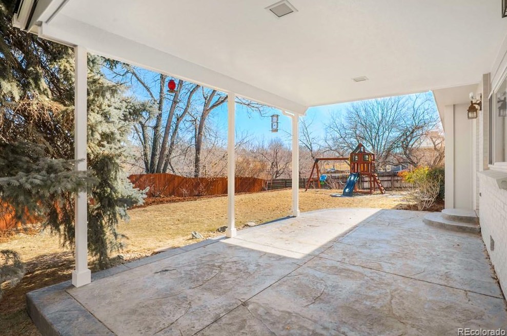 7838 Harrison Cir, Littleton CO 80122-3619 exterior