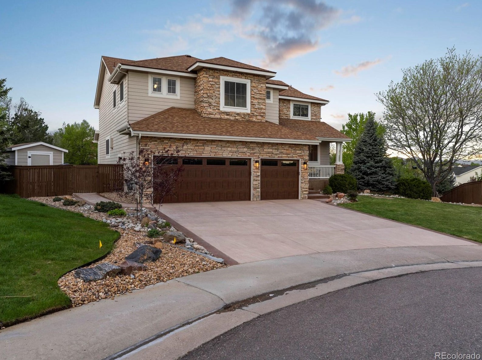 10193 Meadowbriar Ln, Littleton CO  80126-7845 exterior