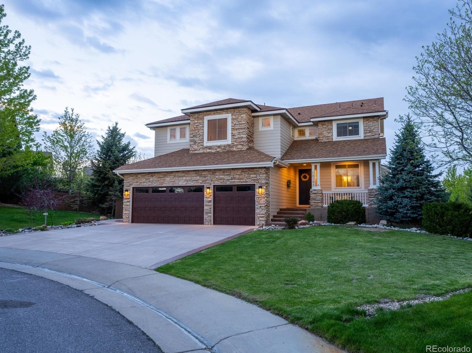 10193 Meadowbriar Ln, Littleton CO  80126-7845 exterior