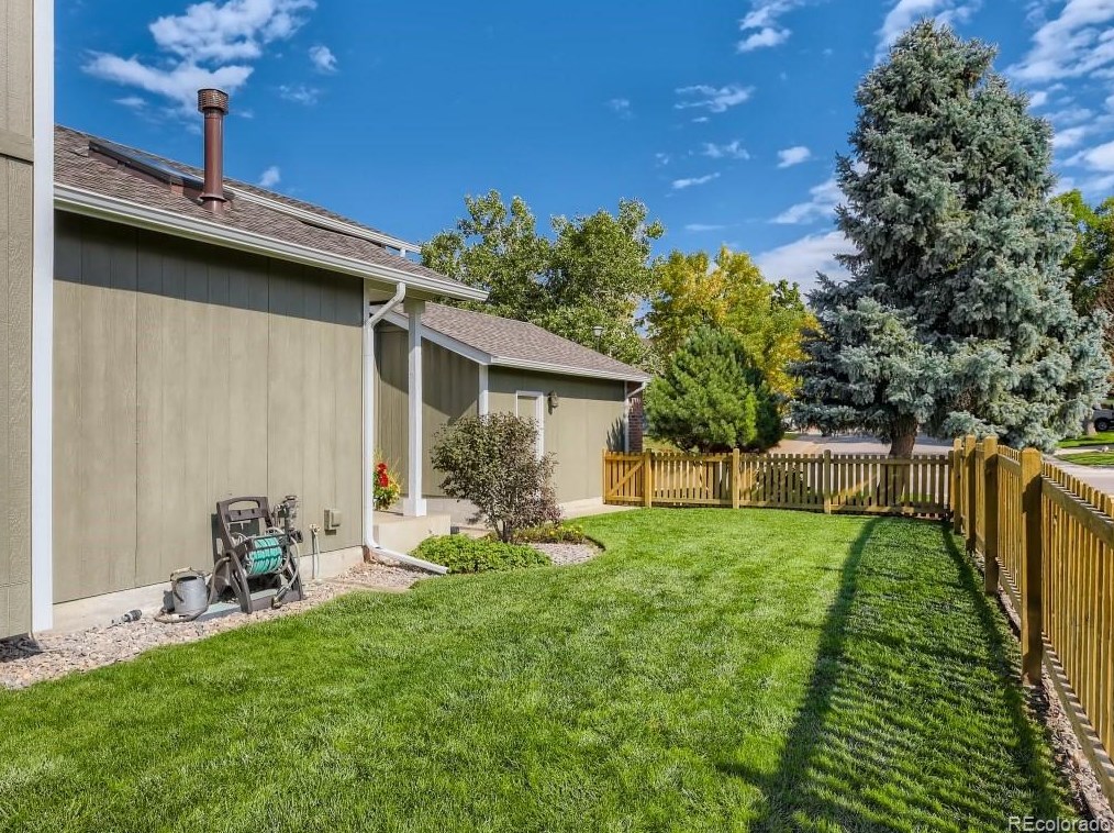 9419 Joyce Ln, Littleton CO 80126-3033 exterior