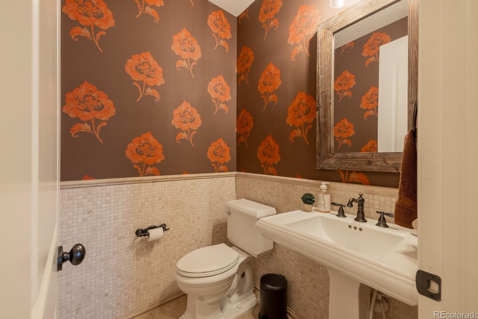 6522 Lynch Ln, Castle Rock CO 80108-9500 exterior