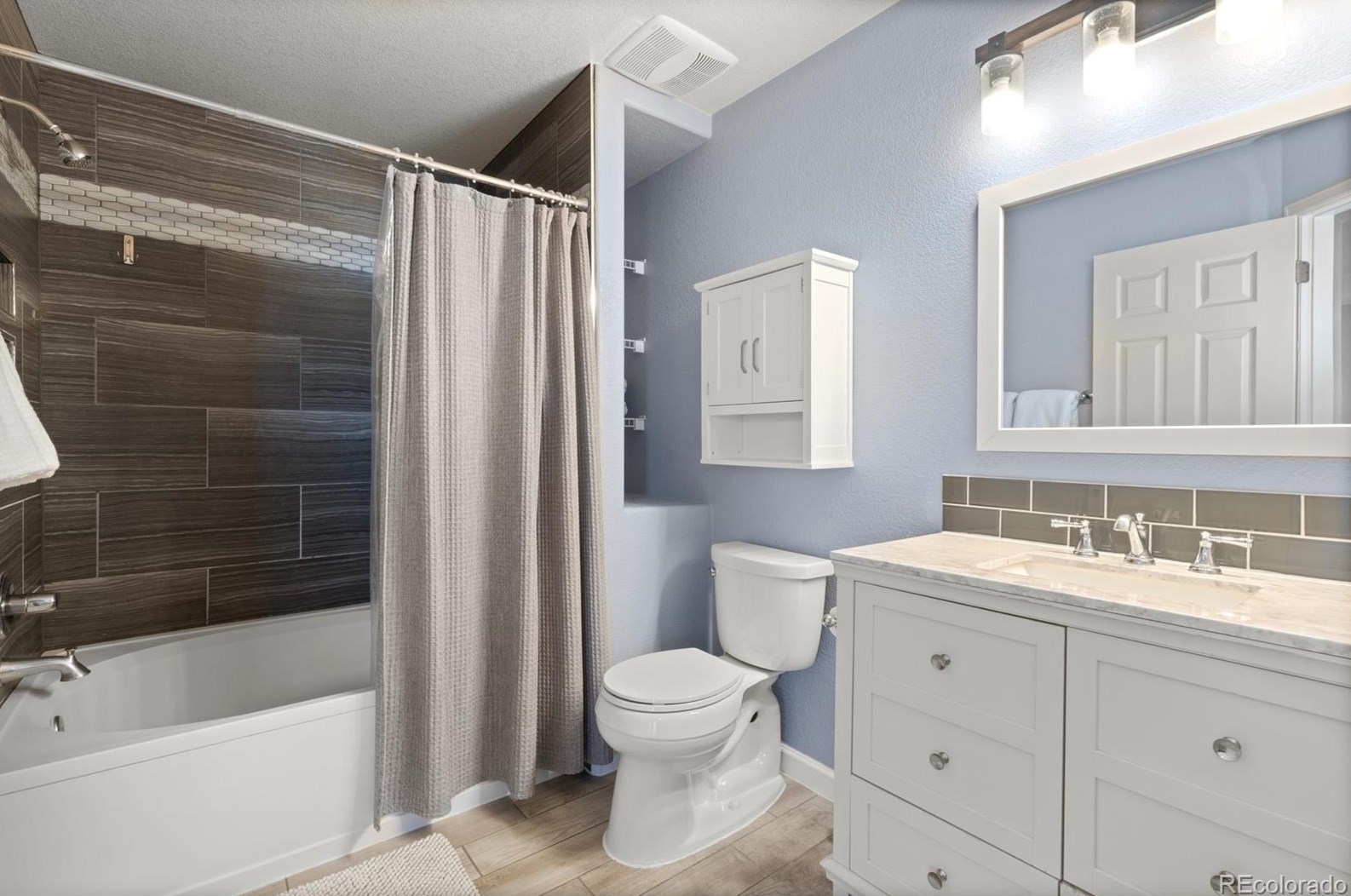 9634 Fox Den Dr, Littleton CO  80125-8852 exterior