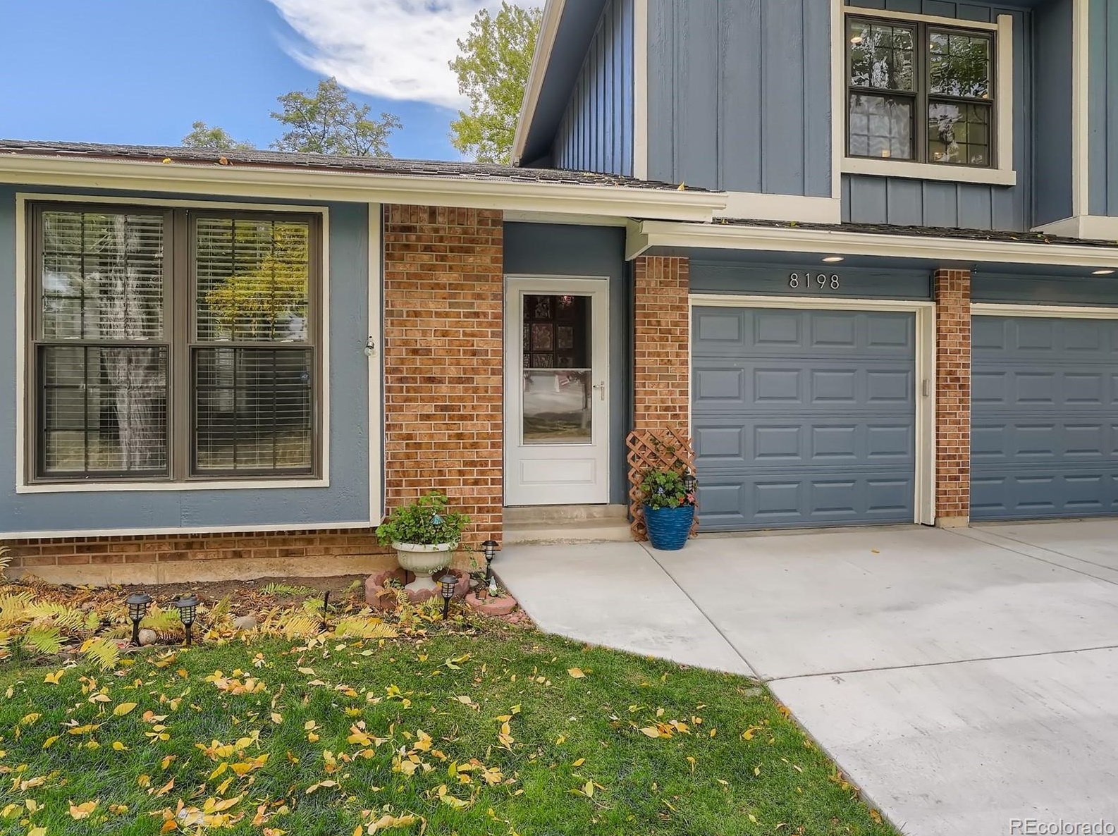 8198 81st Dr, Arvada, CO 80005-2402