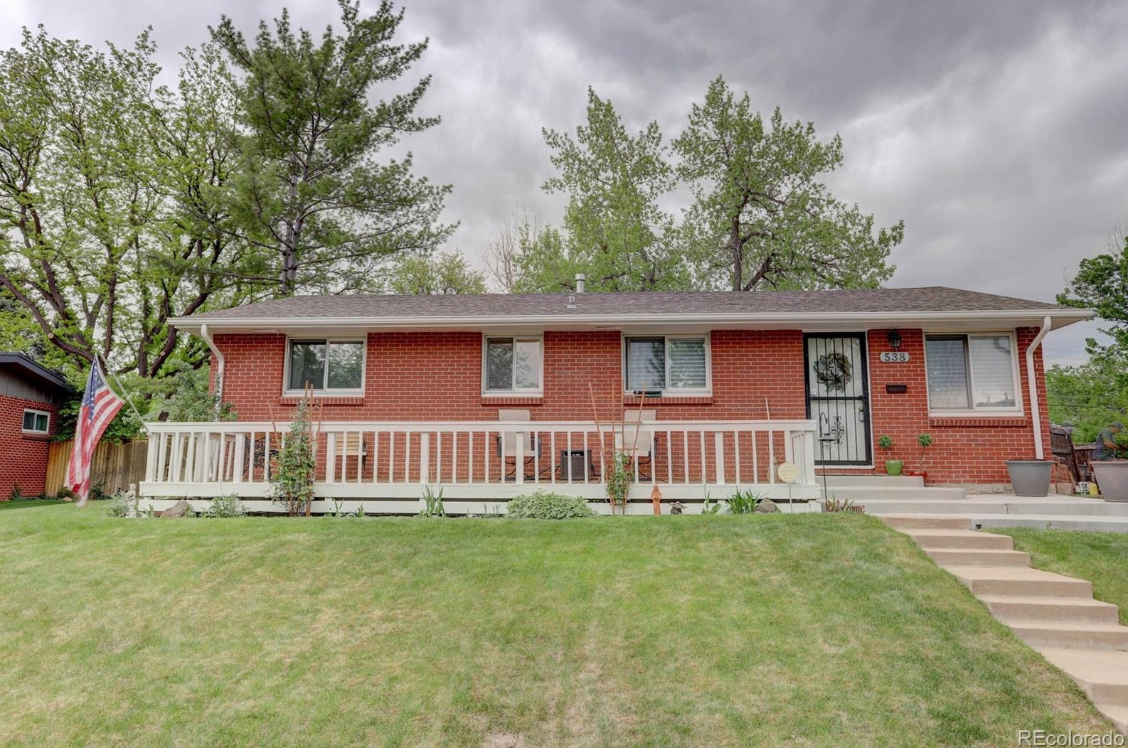 538 Briarwood Ave, Littleton, CO 80120-3824