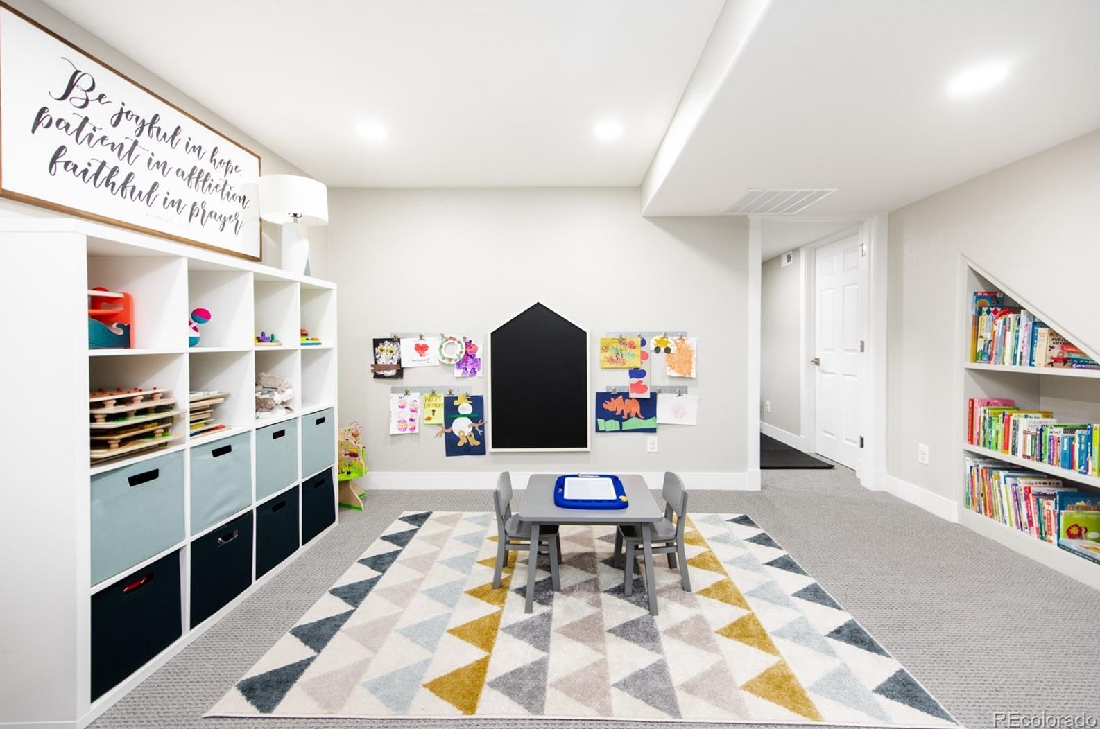 2960 Danbury Ave, Littleton CO  80126-8024 exterior