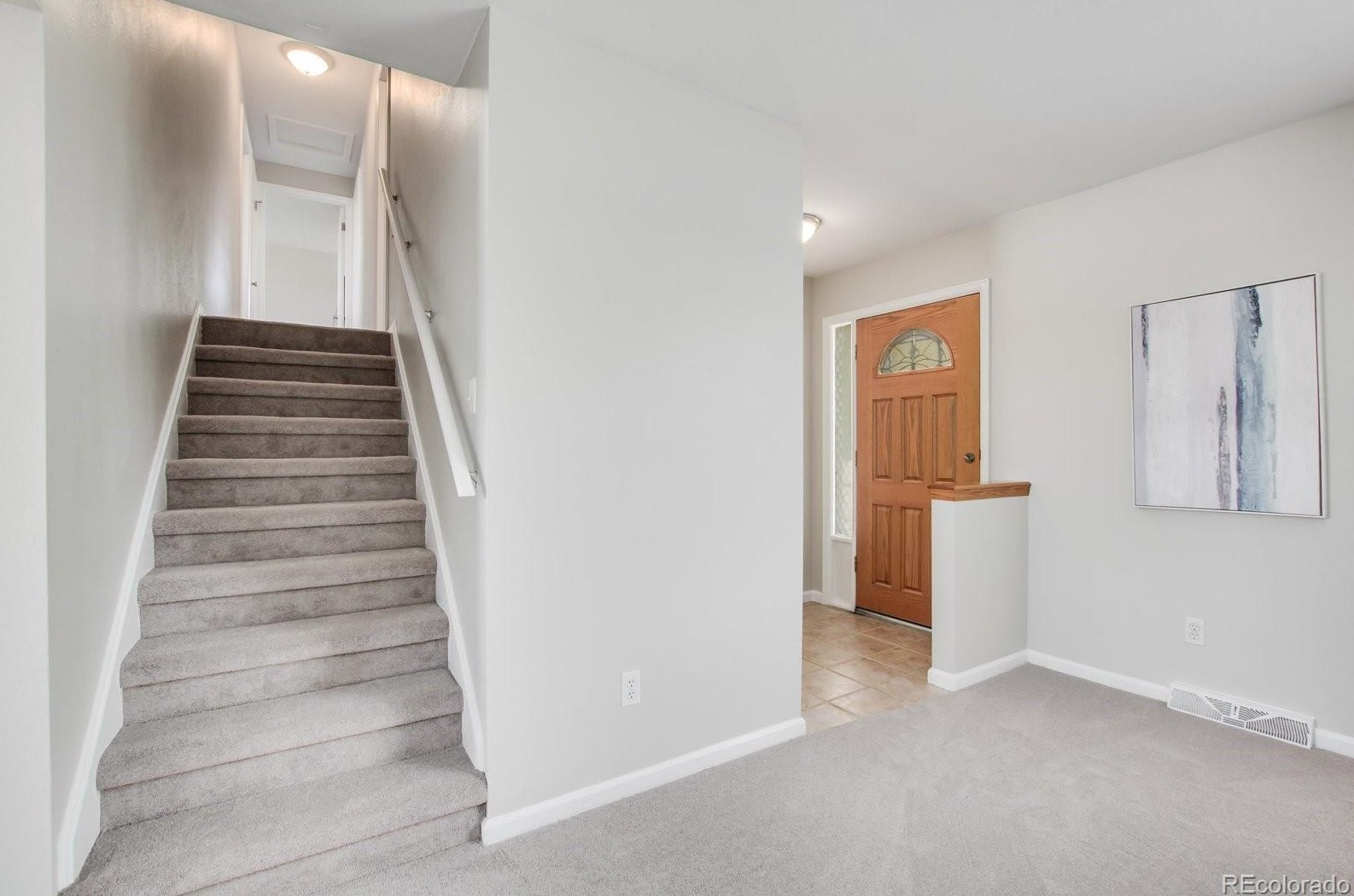 102 Helena Cir, Littleton, CO 80124-2707