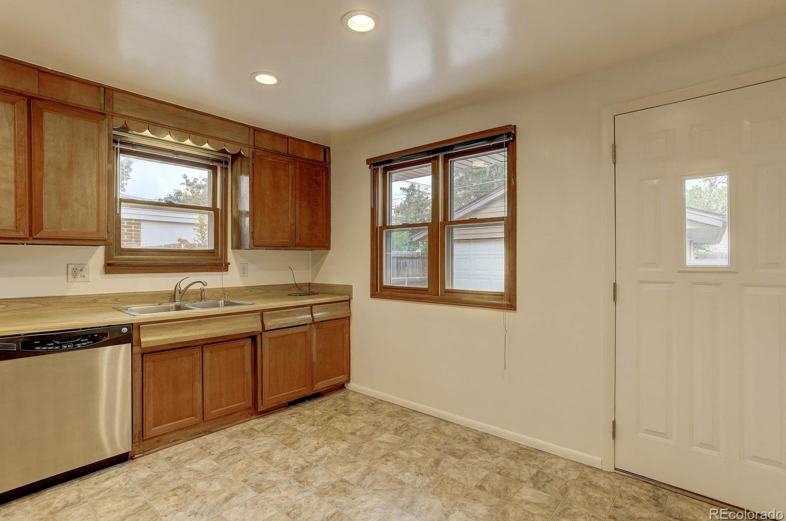 5429 Reed St, Arvada CO  80002-3841 exterior