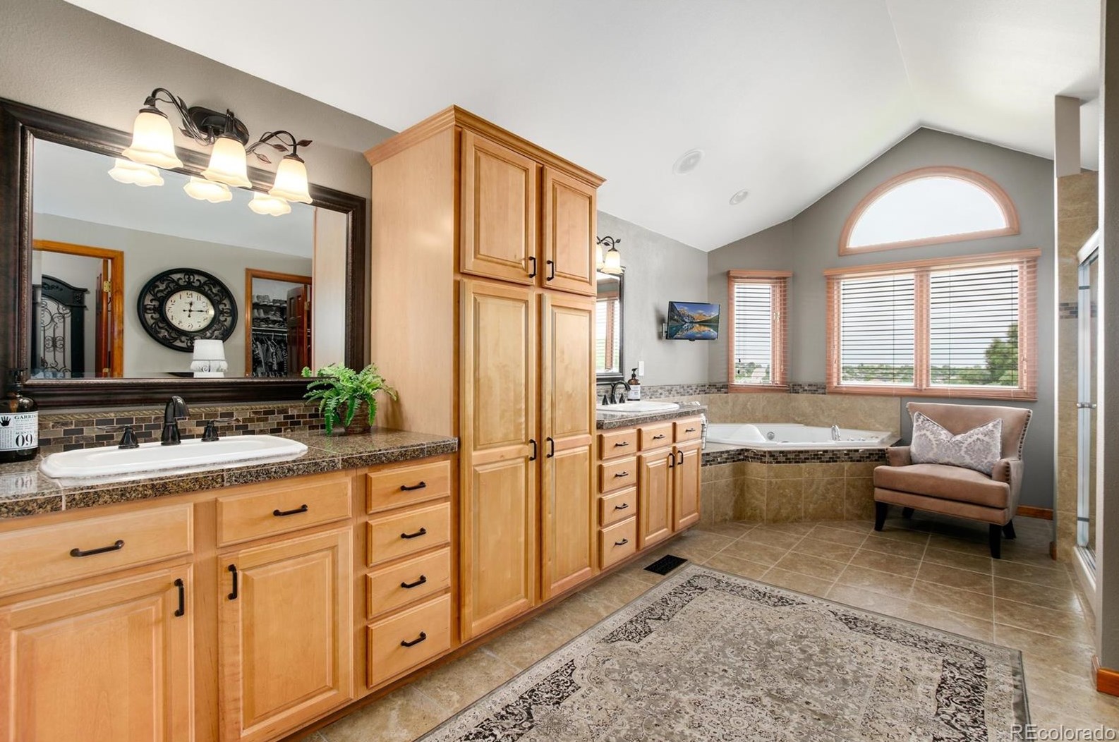 11441 Roxbury Pl, Littleton CO 80128-4967 exterior