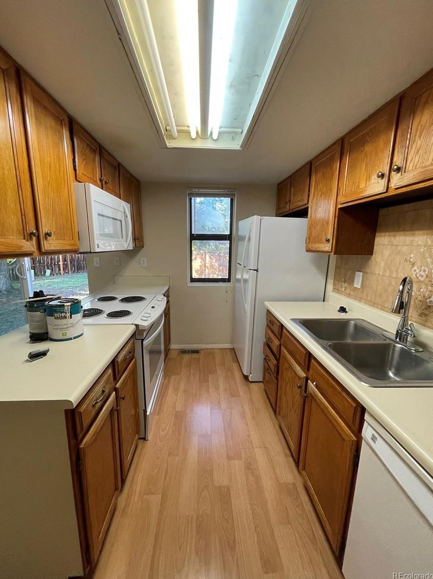 8717 86 Dr, Arvada CO 80005-1576 exterior