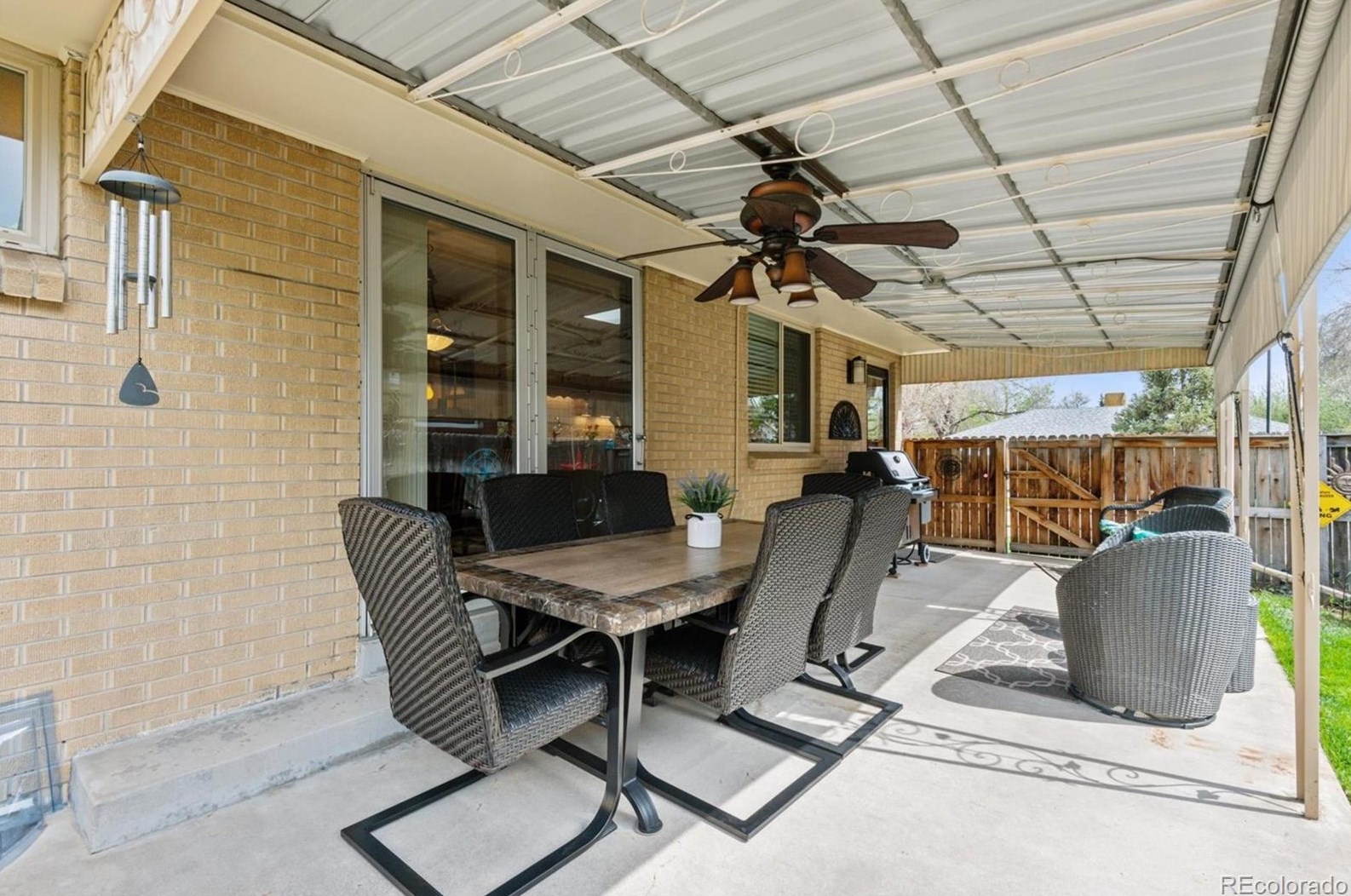 6705 Saulsbury St, Arvada CO  80003-3935 exterior