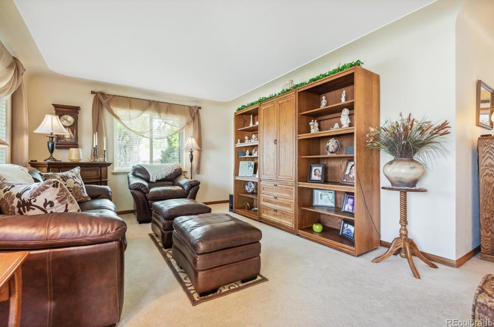 6705 Saulsbury St, Arvada CO  80003-3935 exterior