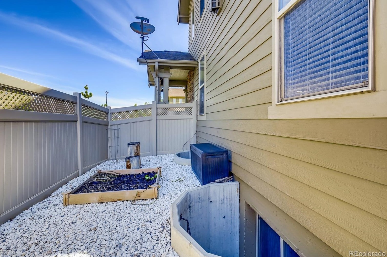 5594 73rd Ave, Arvada CO  80003-3309 exterior