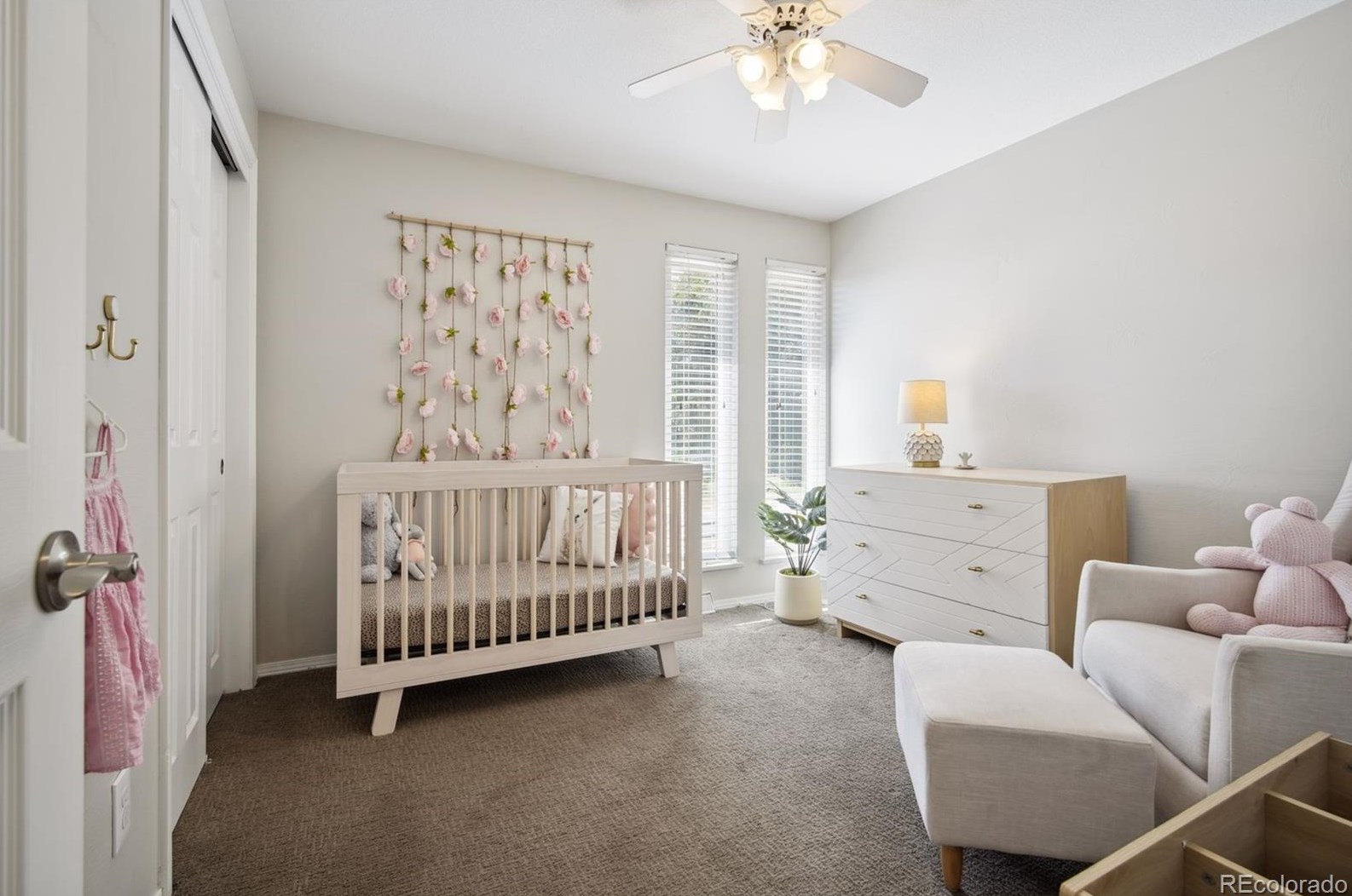 9185 73 Ave, Arvada CO  80005-3811 exterior